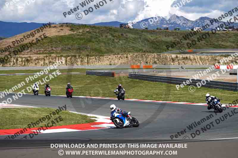 cadwell no limits trackday;cadwell park;cadwell park photographs;cadwell trackday photographs;enduro digital images;event digital images;eventdigitalimages;navarra;no limits trackdays;peter wileman photography;racing digital images;trackday digital images;trackday photos